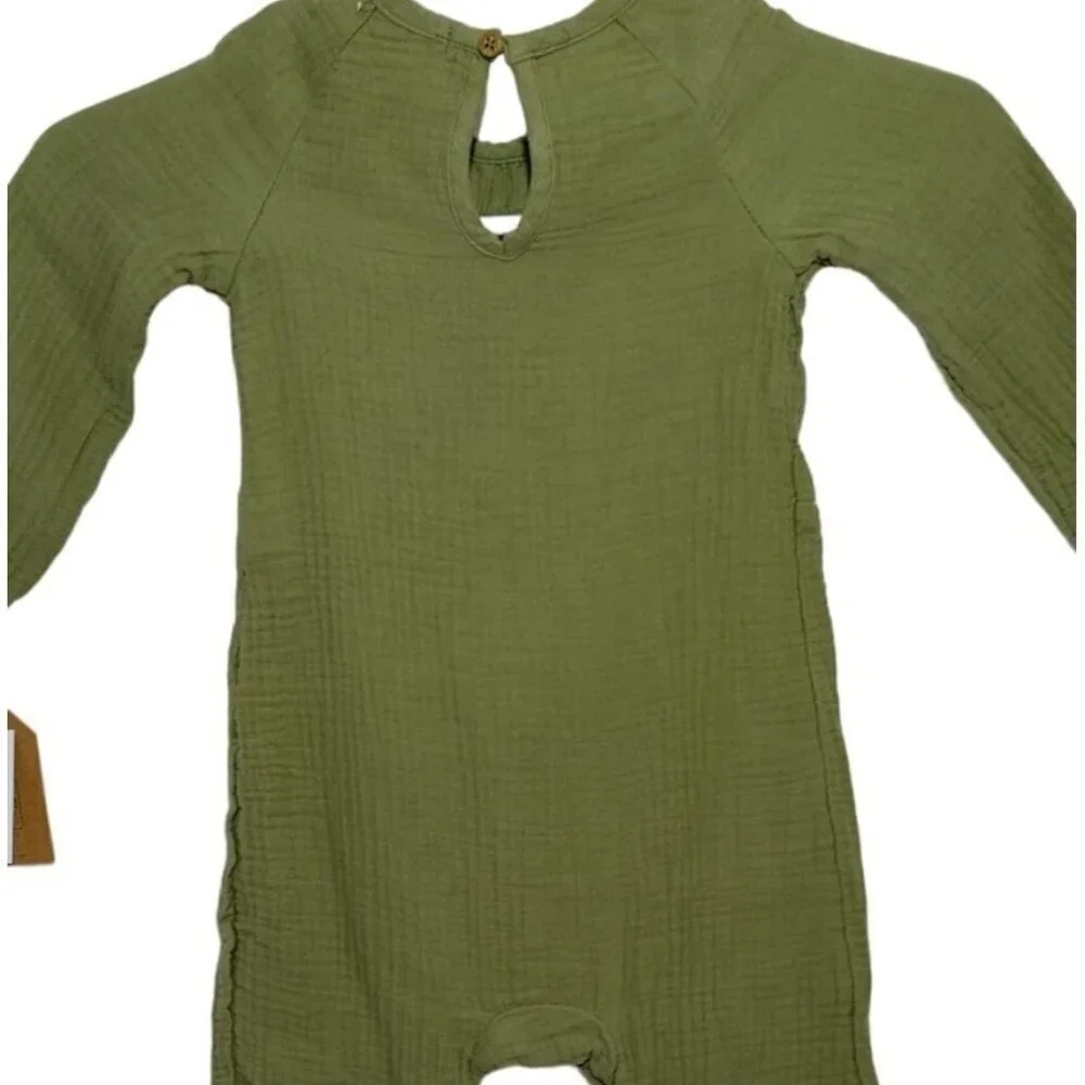 Grayson Collective 100% Cotton Green Baby Romper, 12 Months. NWT